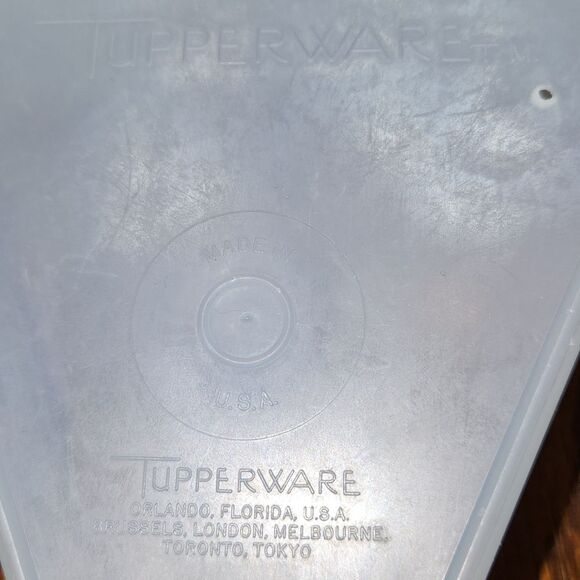 Tupperware 269-18 3 White Food Storage Pie Desset Container Vintage - Picture 8 of 8